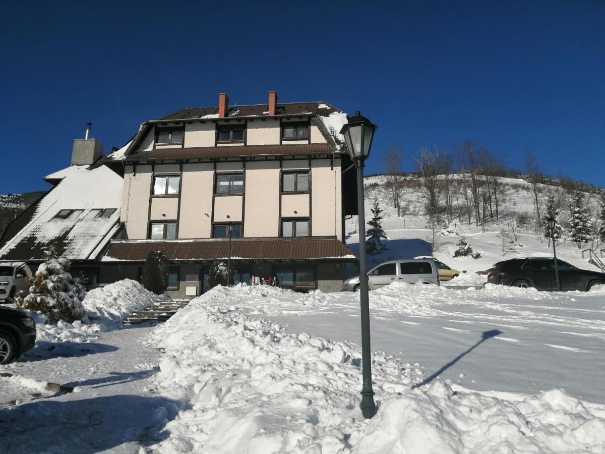 Villa Mramor Бржеце Екстер'єр фото